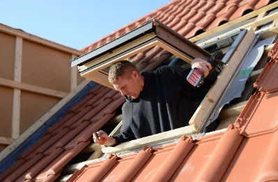 Pose de fenêtres de toit Velux à Arrentières